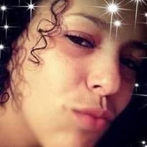 Meet your Posher, Malaak